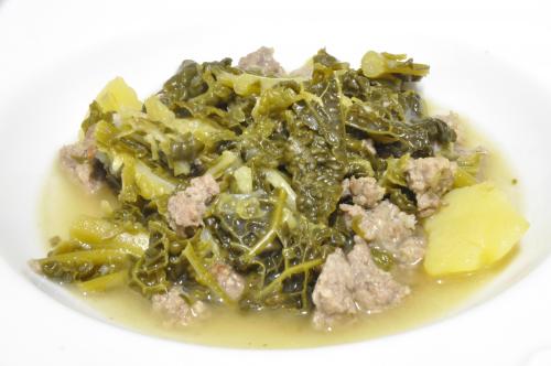 Jak uvařit kapusta s mletým masem? Snadné recept, připravený za 30 - 45 minut